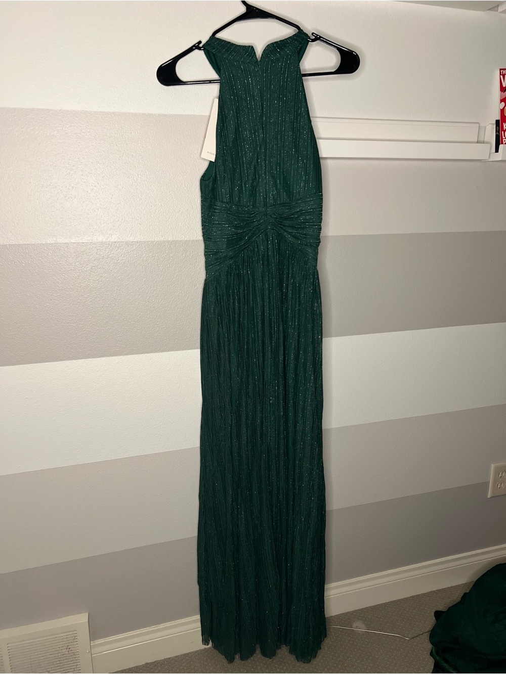 Green Sparkly Prom Dress - Picture 4 of 7